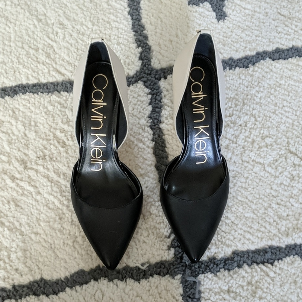 Calvin Klein Pumps